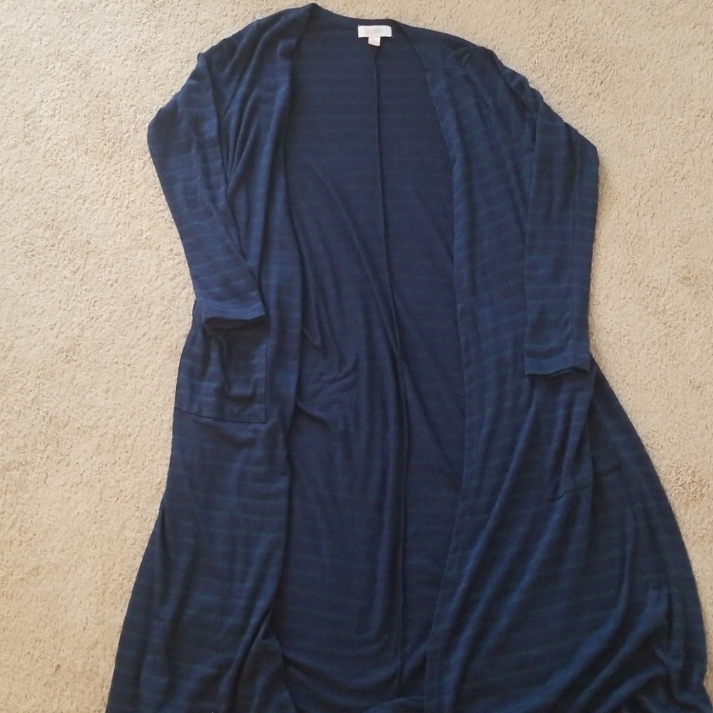 XS Lularoe Sarah